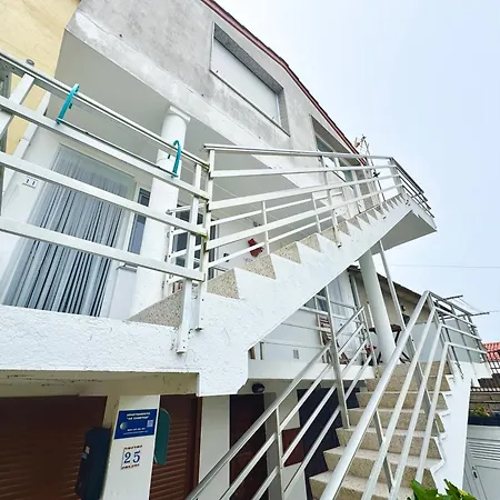 Peregrinos Por La Costa Camino Portugues As Casetas Apartman Rosal