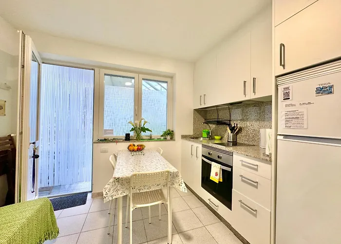 Peregrinos Por La Costa Camino Portugues As Casetas Διαμέρισμα *