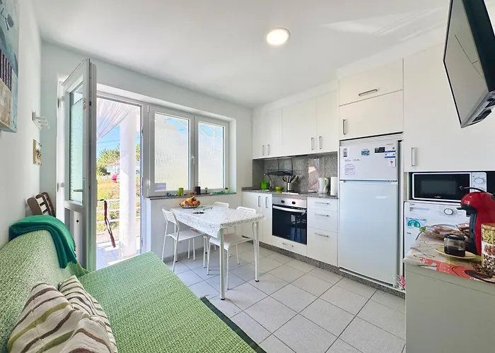 Peregrinos Por La Costa Camino Portugues As Casetas Rosal